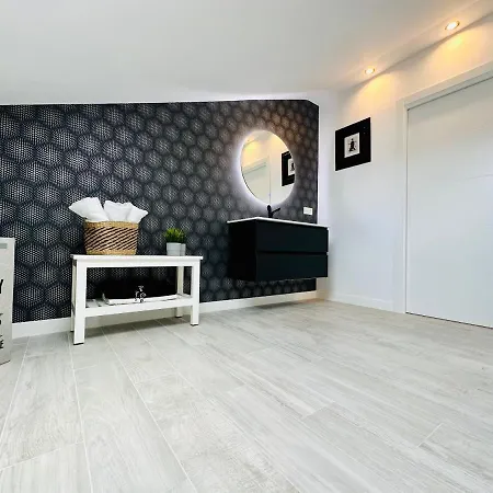 Atico Boj - Terraza Con Jardin & Horreo Chill Con Vistas Al Mar 阿罗萨新镇