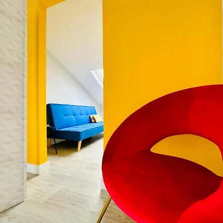 公寓 Atico Boj - Terraza Con Jardin & Horreo Chill Con Vistas Al Mar 阿罗萨新镇