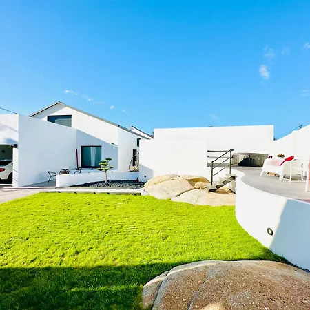 Atico Boj - Diseno & Horreo Chill Con Vistas Al Mar Y La Montana شقة *